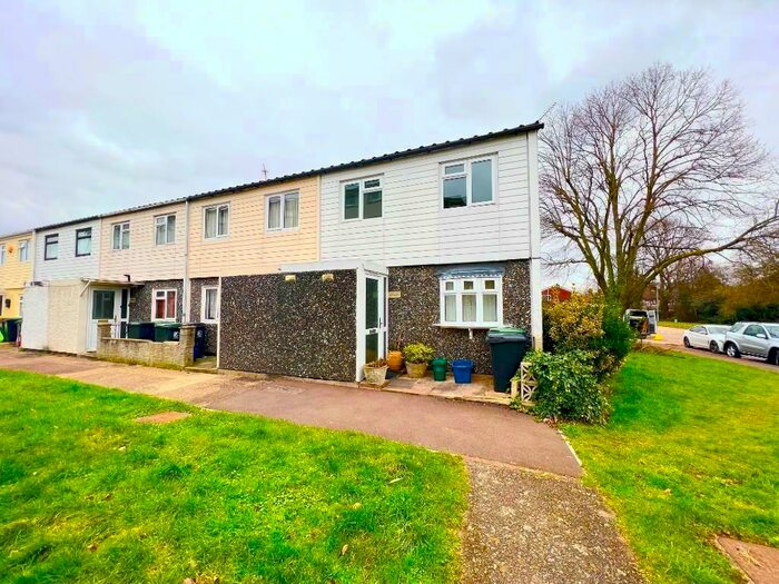 2 Bedroom End Of Terrace House To Rent In Copperfield, Chigwell, Essex, IG7