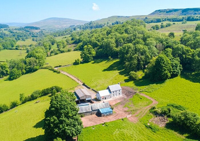 3 Bedroom Farm House For Sale In Ystradfellte, Aberdare, CF44