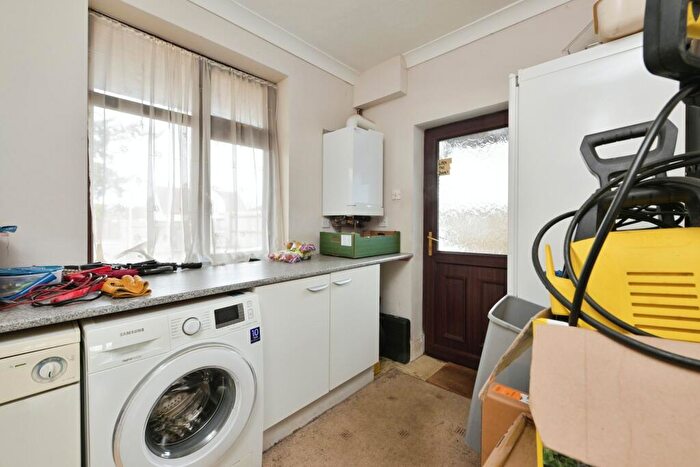 5 Bedroom Detached House For Sale In Main Road, Duston, Northampton, Northamptonshire, NN5
