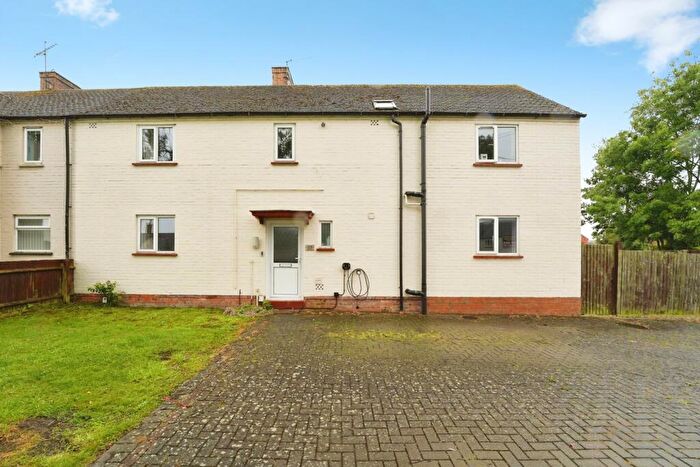 3 Bedroom Semi Detached House For Sale In Bishop Road, Cheltenham, Gloucestershire, GL51