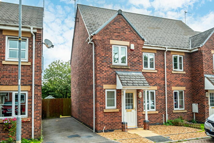 3 Bedroom Semi-Detached House To Rent In Hollands Way, Kegworth, DE74