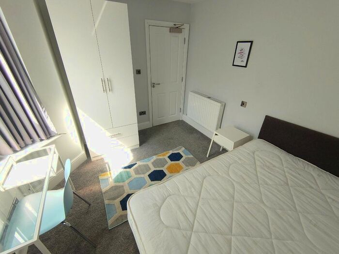 5 Bedroom Terraced House To Rent In Albert Edward Road, Kensington, Liverpool, L7