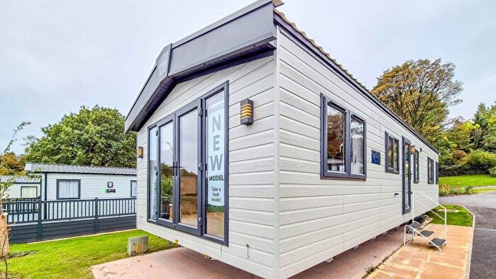 2 Bedroom Property For Sale In Wood Farm Holiday Park, DT6