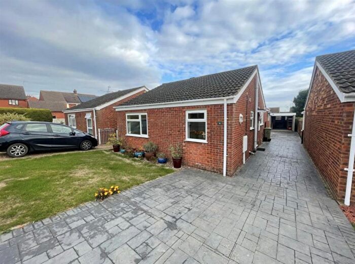 2 Bedroom Detached Bungalow To Rent In Watts Close, Hanslope, Milton Keynes, MK19