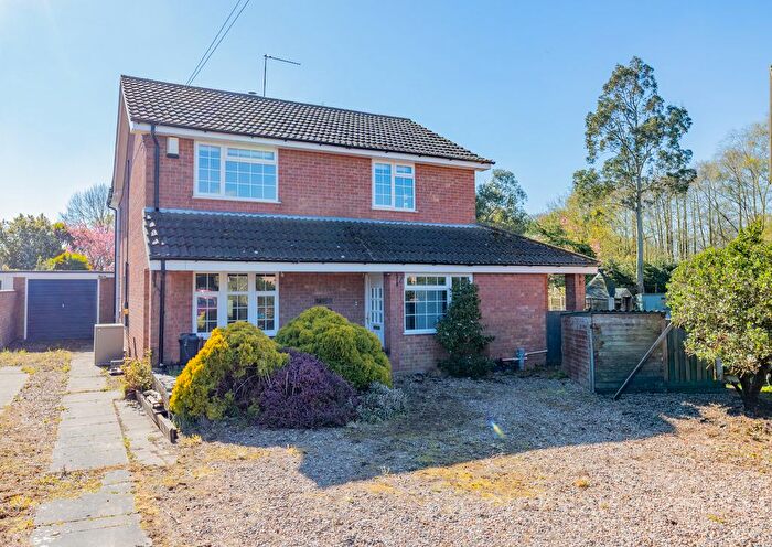 4 Bedroom Detached House For Sale In Rollesby Gardens, Rollesby, NR29