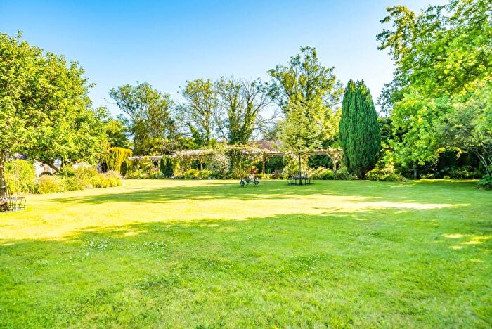 6 Bedroom Detached House For Sale In Church Street, Weymouth, DT3