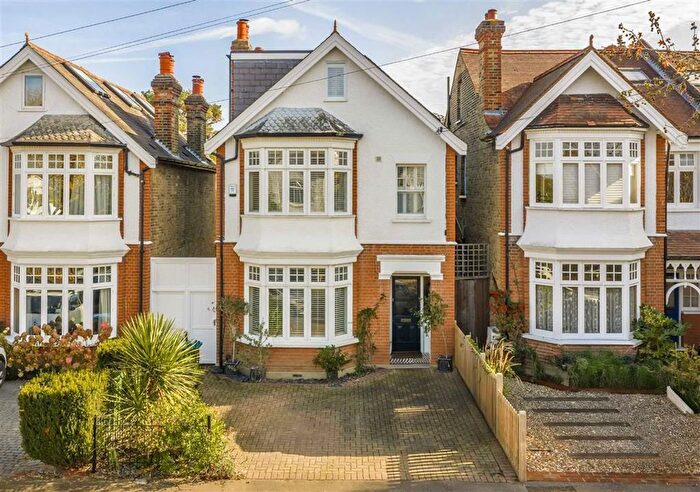 5 Bedroom Property For Sale In Bolton Gardens, Teddington, TW11