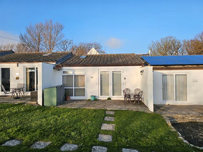 2 Bedroom Bungalow For Sale In Pennsylvania Road, Portland, DT5