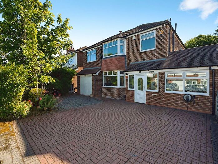 4 Bedroom Detached House For Sale In Ravenoak Park Road, Cheadle Hulme, SK8
