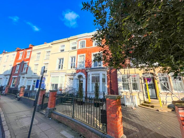 1 Bedroom Flat To Rent In Castilian Street, Northampton, NN1