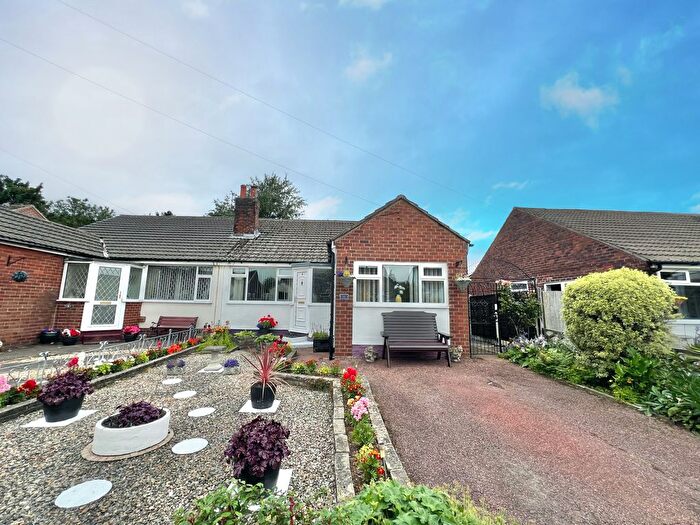 2 Bedroom Bungalow For Sale In Links Road, Knott End On Sea, FY6