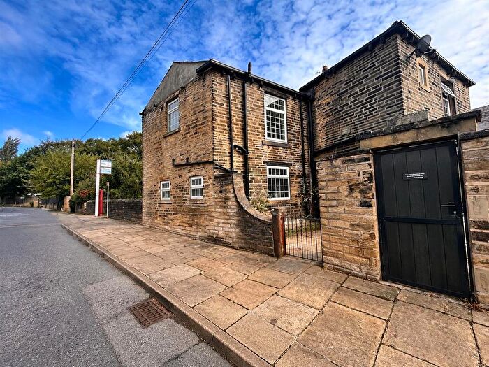 2 Bedroom End Of Terrace House For Sale In Heath Road, Halifax, HX3