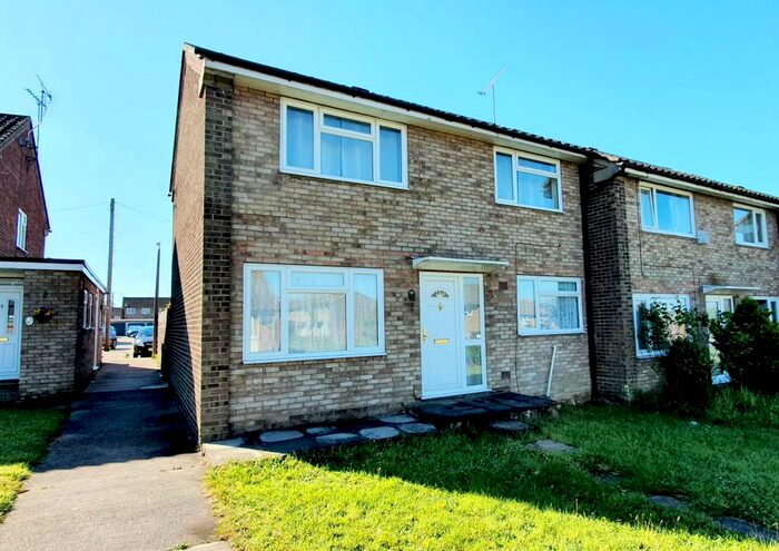 3 Bedroom House To Rent In Dahlia Walk, Colchester, CO4