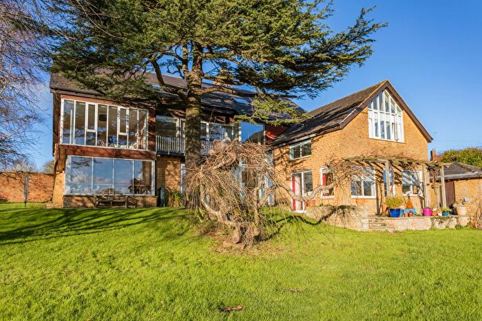 6 Bedroom Detached House For Sale In Bakers Lane Walgrave, Northampton, NN6