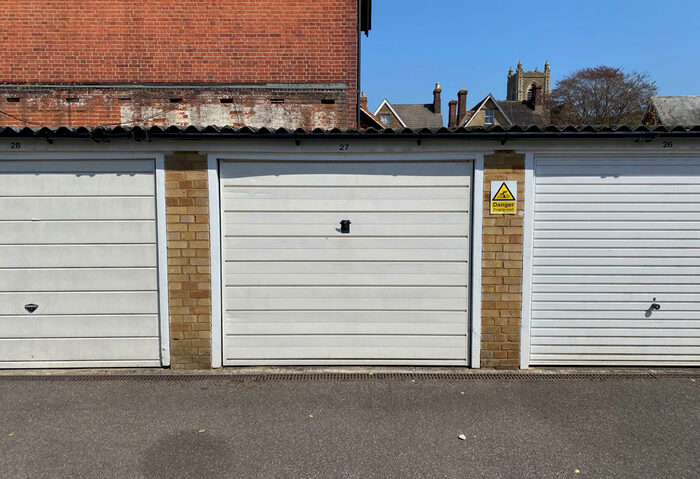 Commercial Property To Rent In Garage, Culworth House, Guildford, GU1