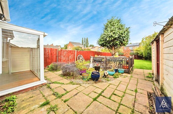 2 Bedroom Bungalow For Sale In Westminster Crescent, Brackley, Northamptonshire, NN13