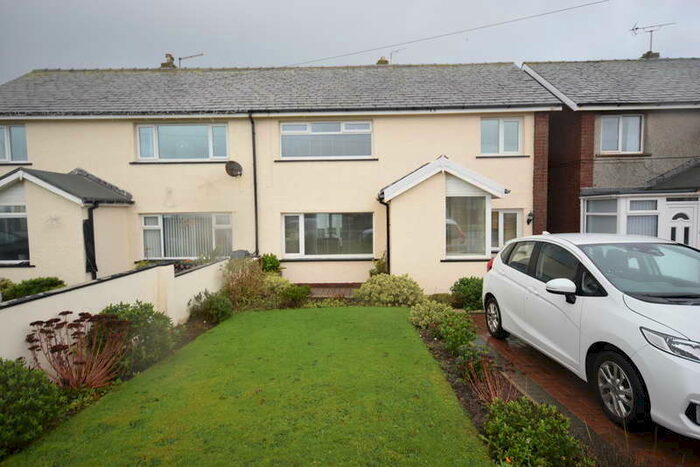 3 Bedroom Semi-Detached House To Rent In West Shore Road, Barrow-in-furness, LA14