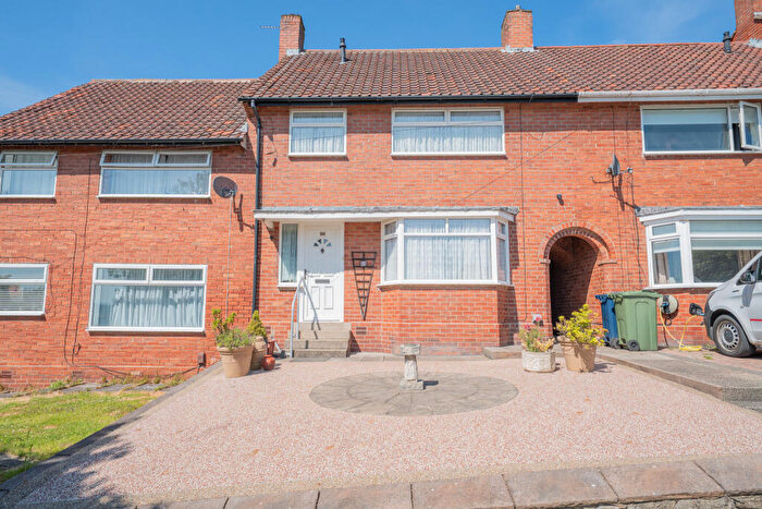 3 Bedroom Semi-Detached House For Sale In Beacon Lough Road, Beacon Lough, Gateshead, NE9