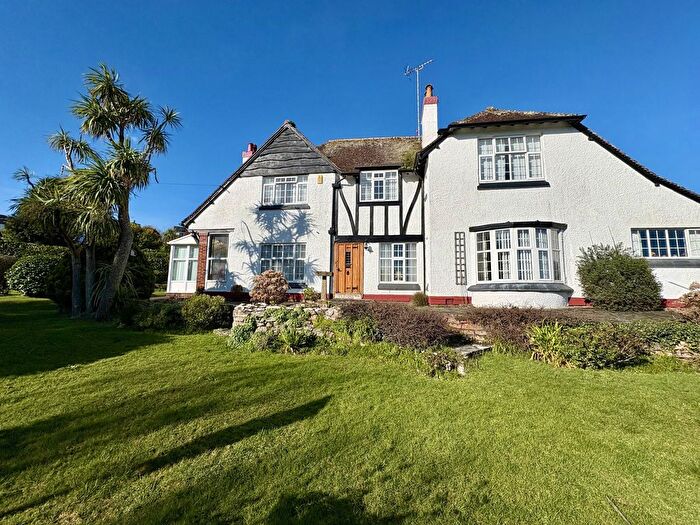 4 Bedroom Detached House For Sale In Livermead, Torquay, TQ2