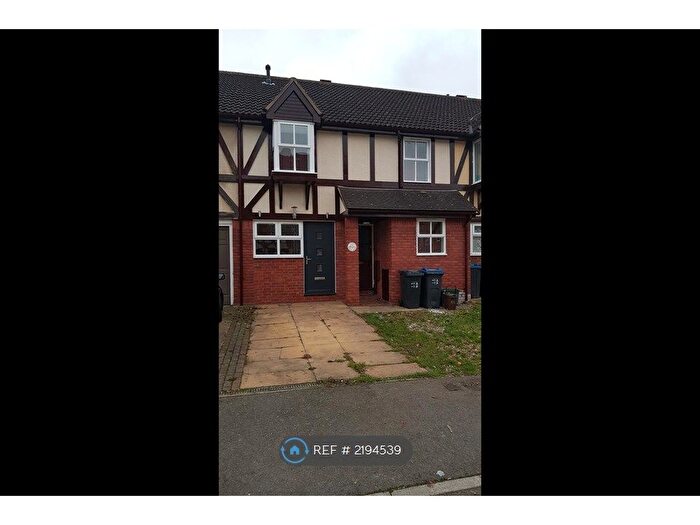 4 Bedroom Terraced House To Rent In Silbury Avenue, Mitcham, CR4