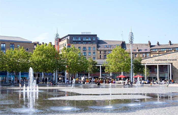 2 Bedroom Penthouse To Rent In The Empress, Sunbridge Road, Bradford, West Yorkshire, BD1