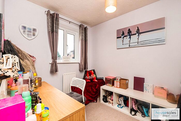 3 Bedroom End Of Terrace House For Sale In New Walk Hanham, Bristol, BS15