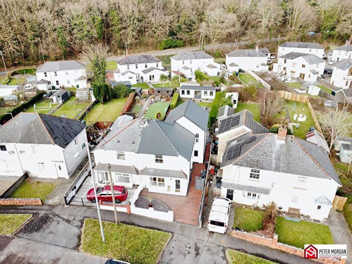 5 Bedroom Semi-Detached House For Sale In Ynysygerwn Avenue, Aberdulais, Neath, Neath Port Talbot., SA10