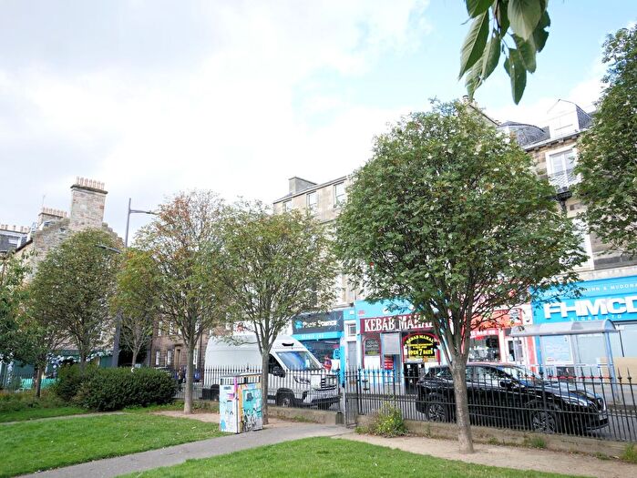 3 Bedroom Flat To Rent In Nicolson Square, Newington, Edinburgh, EH8