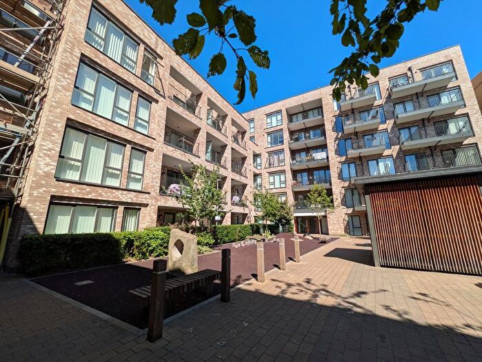 1 Bedroom Flat To Rent In Lilium House, Alameda Place, E3