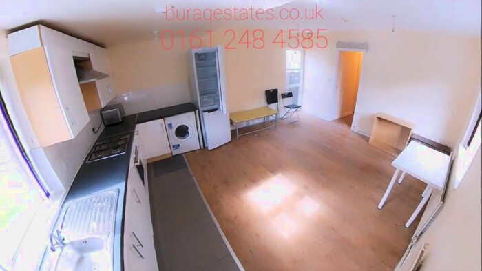 5 Bedroom Semi-Detached House To Rent In St. Chads Road, Withington, Manchester M20