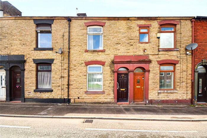 2 Bedroom Terraced House For Sale In Higginshaw Lane, Royton, Oldham, Greater Manchester, OL2