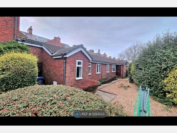 Studio To Rent In Park Avenue Court, Barnsley, S70