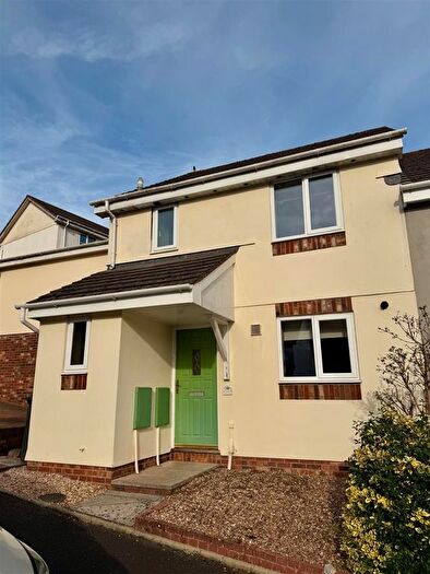 3 Bedroom Semi-Detached House To Rent In Cotehele Drive, Paignton, TQ3