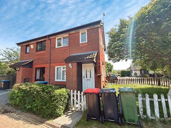 1 Bedroom Semi-Detached House To Rent In Boxberry Gardens, Walnut Tree, Milton Keynes, MK7