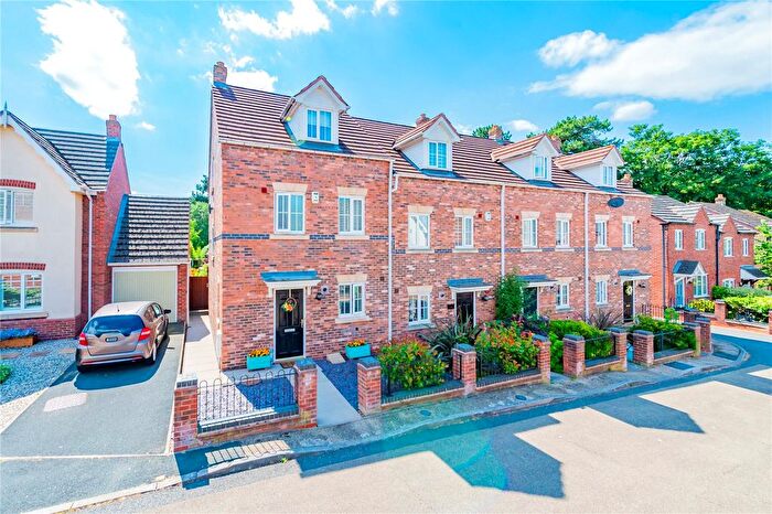 3 Bedroom End Terrace House For Sale In Pooler Close, Wellington, Telford, Shropshire, TF1