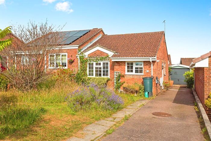 2 Bedroom Semi-Detached Bungalow For Sale In Salway Gardens, Axminster, EX13