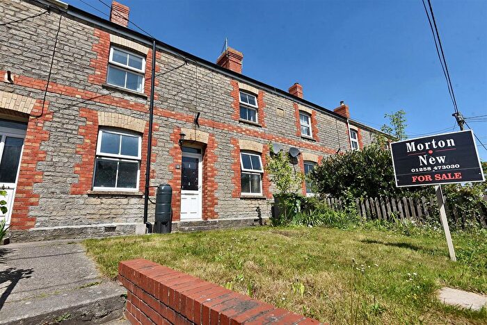 2 Bedroom Terraced House For Sale In High Street, Templecombe, BA8