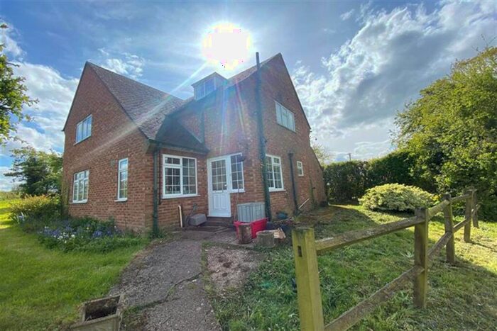 3 Bedroom Detached House To Rent In Verney Junction, Winslow, Buckinghamshire, MK18