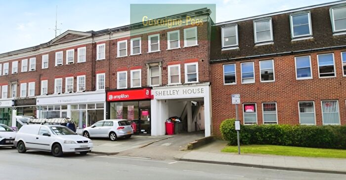 3 Bedroom Maisonette To Rent In Bishopric, Horsham, RH12