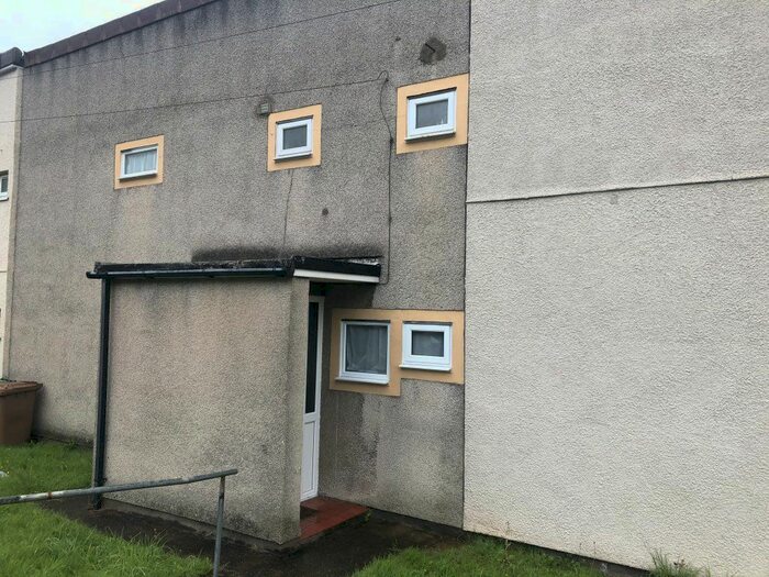 2 Bedroom Property To Rent In Chartist Court, Risca, Newport, NP11