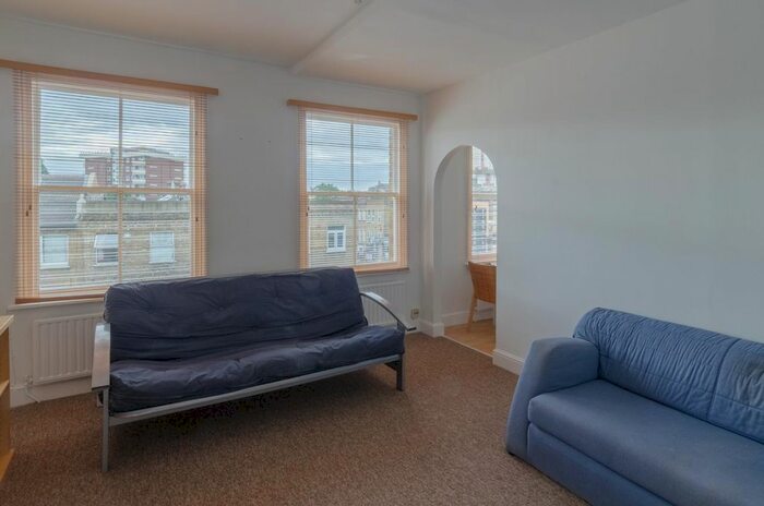 1 Bedroom Flat To Rent In Blackstock Road, London, N4