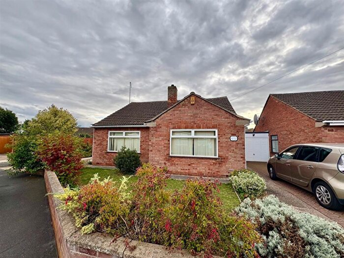 3 Bedroom Bungalow For Sale In Caldecote Close, Peterborough, PE2