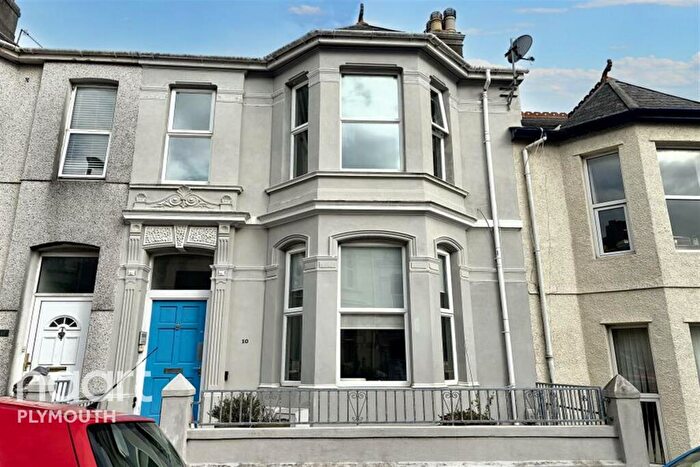 2 Bedroom Flat To Rent In Plymouth, PL4