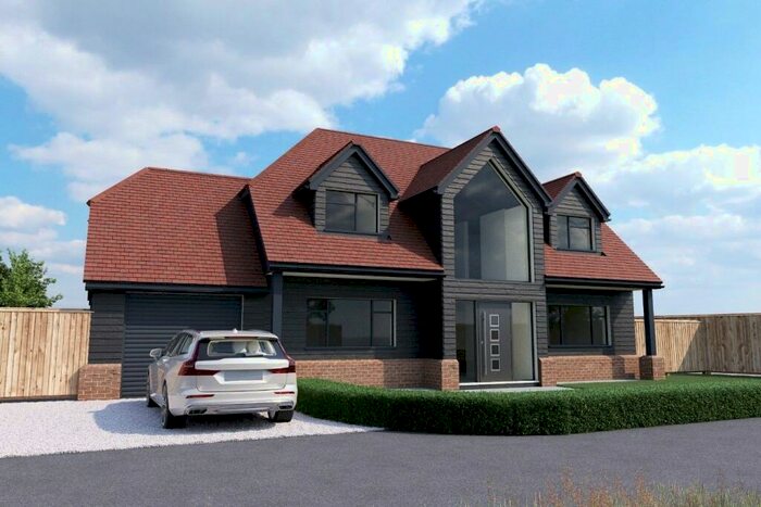 3 Bedroom Detached House For Sale In Greywell Road, Mapledurwell, Basingstoke, Hampshire, RG24