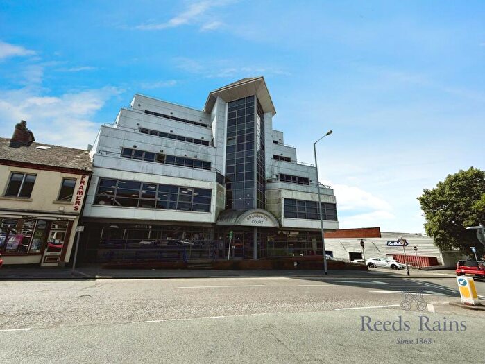 2 Bedroom Penthouse For Sale In Brunswick Court, Newcastle, Staffordshire, ST5