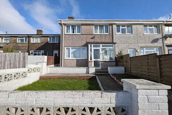 3 Bedroom Terraced House For Sale In Graigddu View, Garndiffaith, Pontypool, NP4