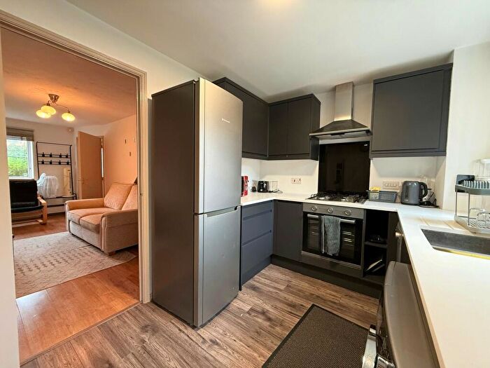 2 Bedroom House To Rent In Wades Avenue, Nottingham, NG7