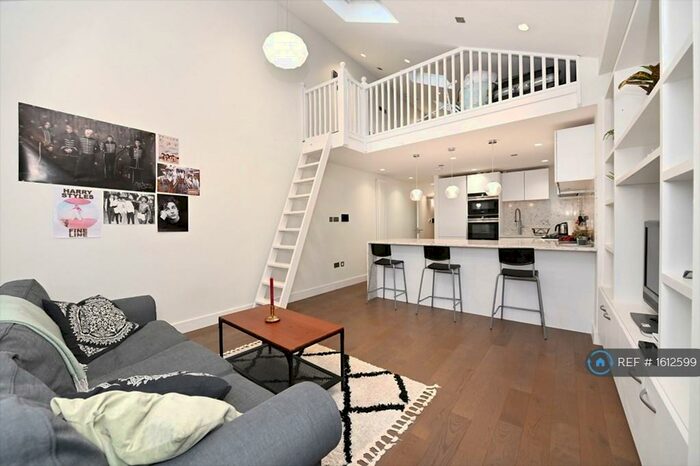 3 Bedroom Flat To Rent In Finchley, London, N3