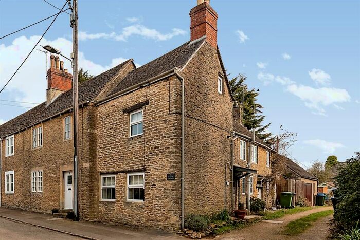 2 Bedroom End Of Terrace House For Sale In Kington St Michael, Chippenham, SN14