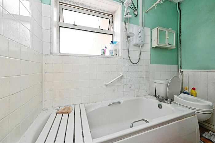 2 Bedroom Semi-Detached Bungalow For Sale In Balmoral Road, Gaywood, King's Lynn, PE30
